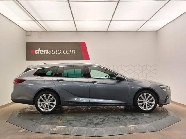 Opel Insignia image 2