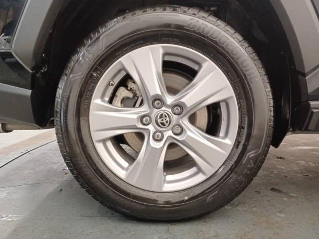 Toyota Rav4 image 6