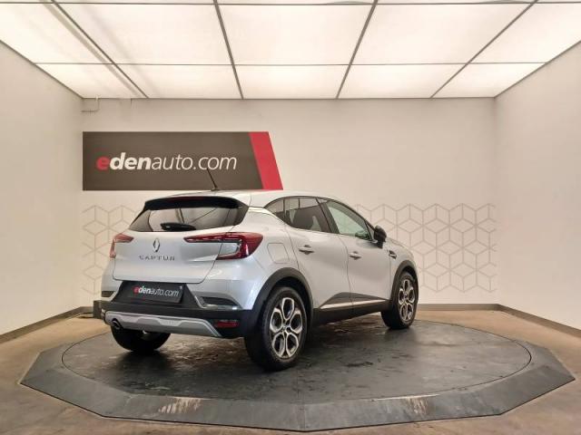 Renault Captur image 1