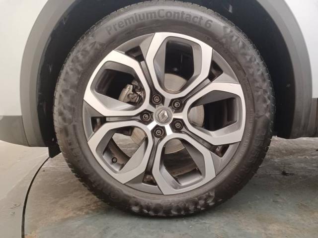 Renault Captur image 2