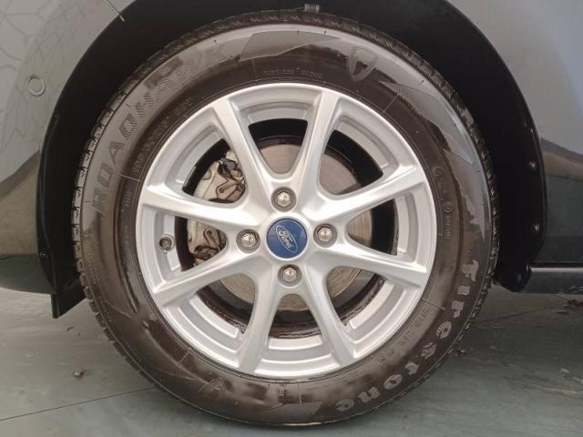 Ford Fiesta image 8