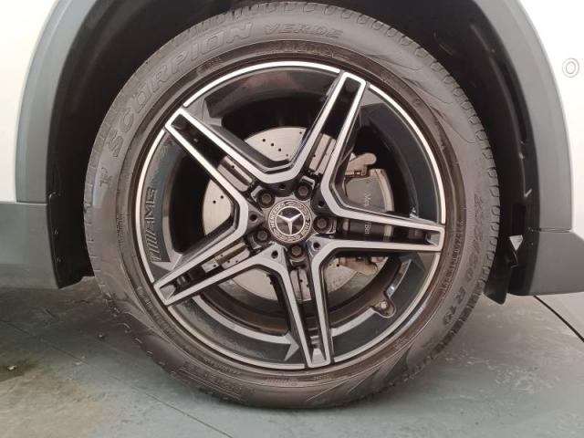 Mercedes Benz Gla image 7