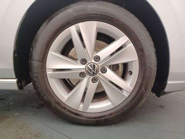 Volkswagen Golf image 3