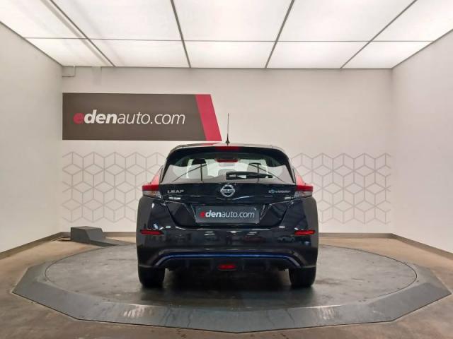 Nissan Leaf image 9