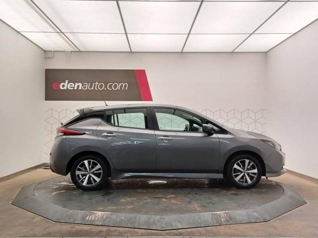 Nissan Leaf image 8