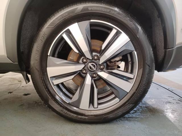 Nissan X-Trail image 4