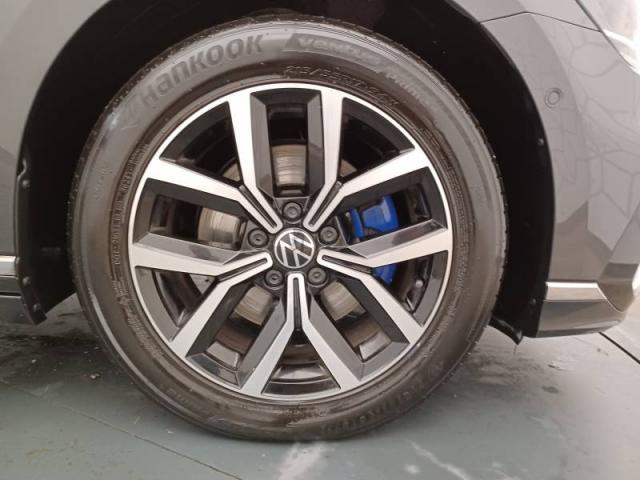 Volkswagen Passat image 4