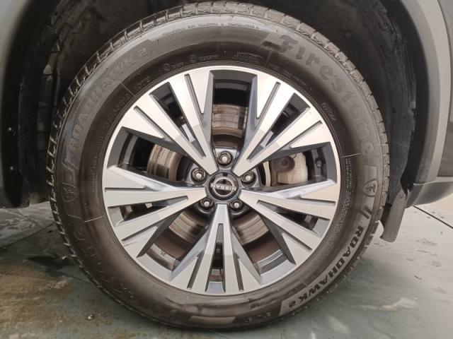 Nissan X-Trail image 8