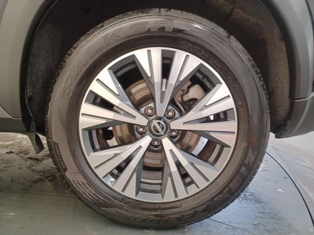 Nissan X-Trail image 1