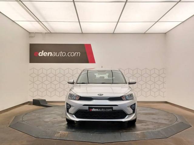 Kia Rio image 7