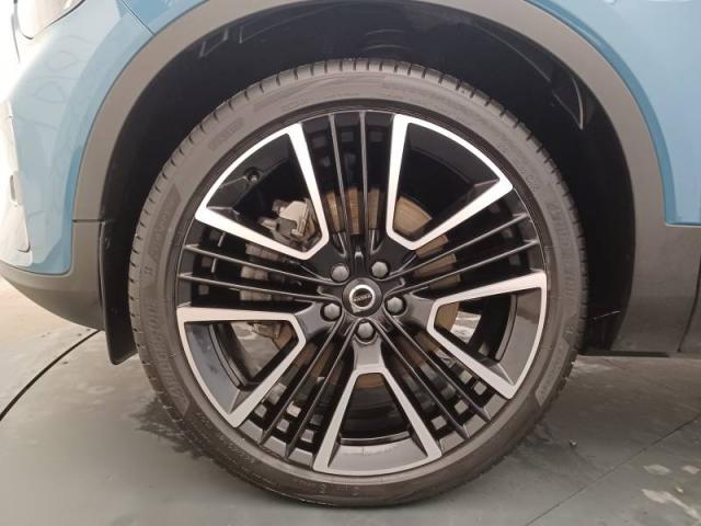 Volvo Xc40 image 6