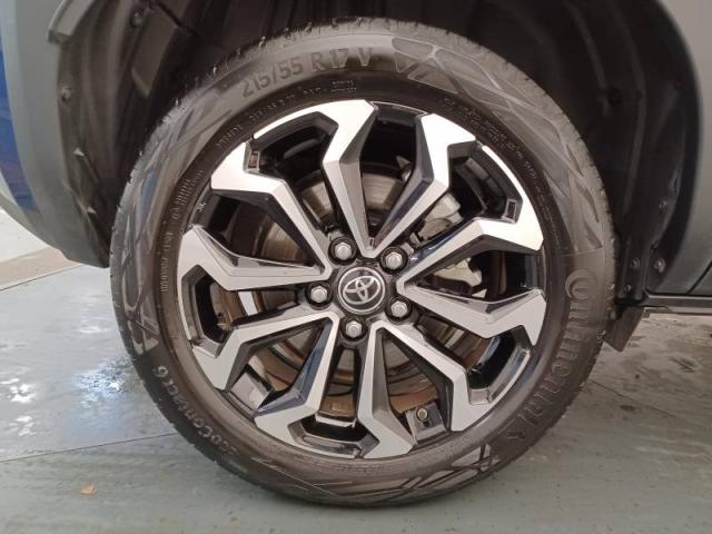 Toyota Yaris image 9