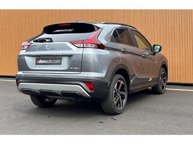Mitsubishi Eclipse Cross image 7