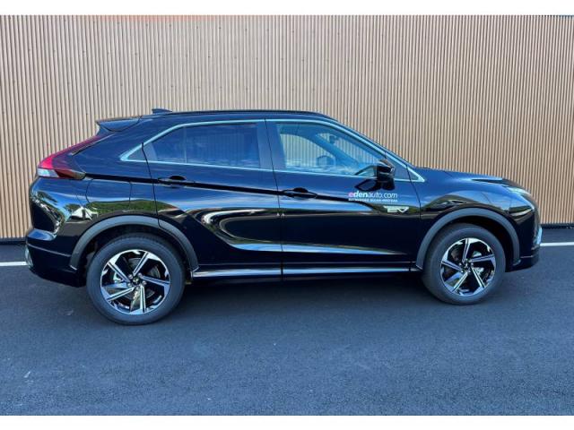 Mitsubishi Eclipse Cross image 4