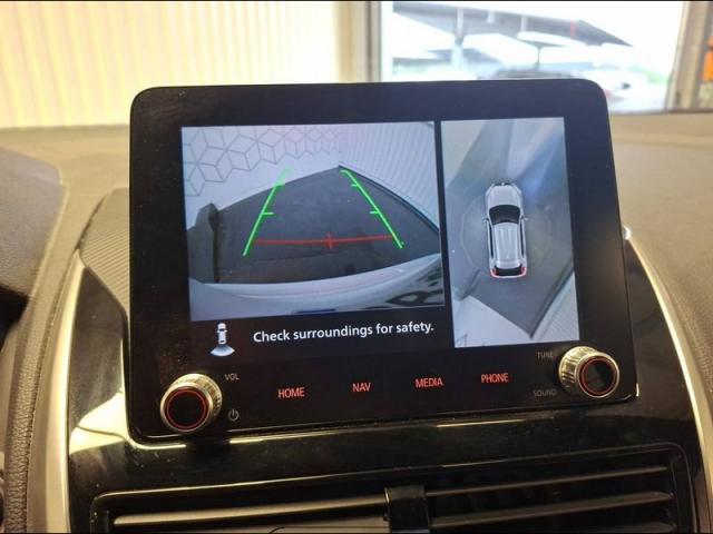 Mitsubishi Eclipse Cross image 6