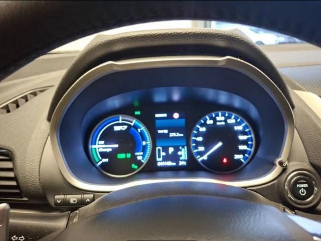 Mitsubishi Eclipse Cross image 4