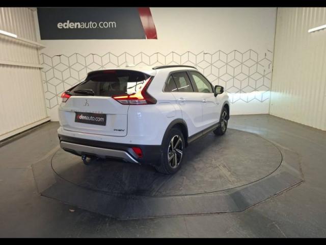 Mitsubishi Eclipse Cross image 1