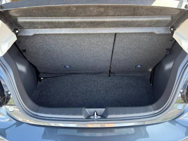 Mitsubishi Space Star image 9