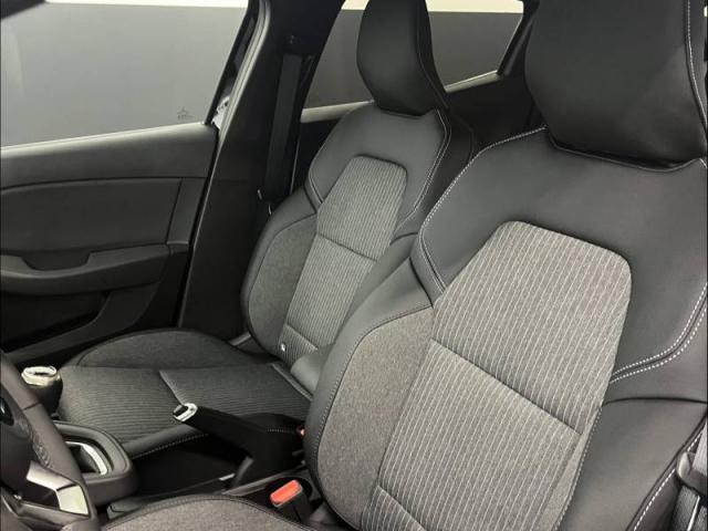 Mitsubishi Colt image 5