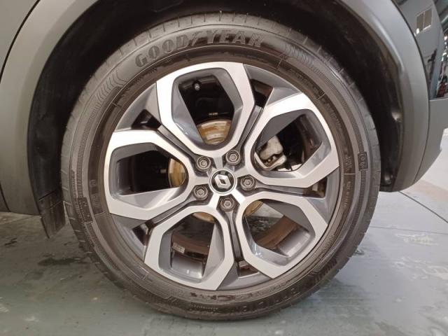 Renault Captur image 2