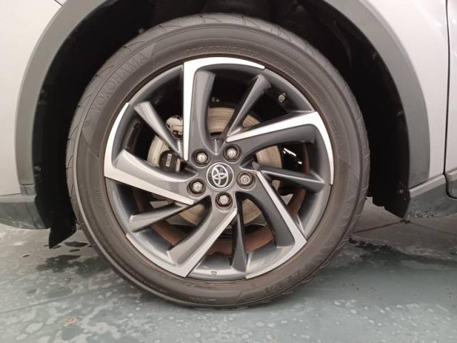 Toyota C-Hr image 3