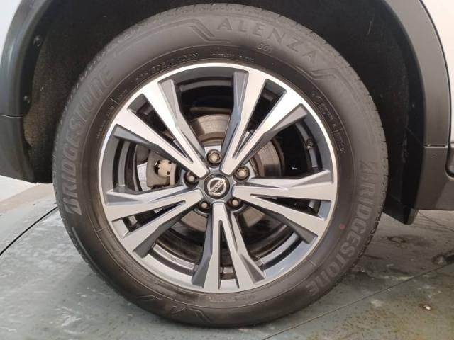 Nissan X-Trail image 1