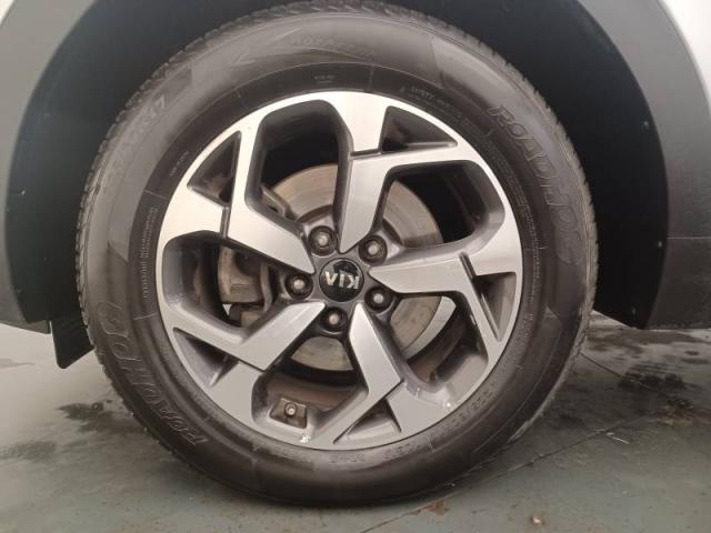 Kia Sportage image 6