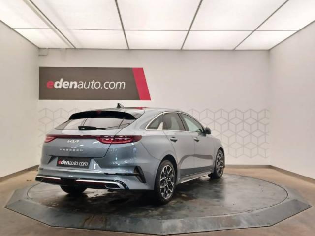 Kia Pro_cee'D image 1