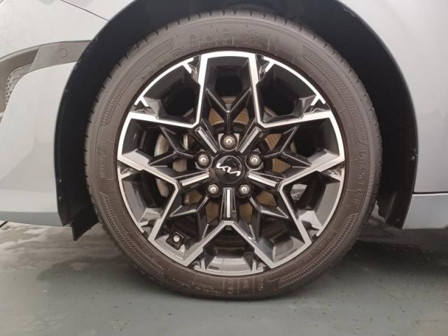 Kia Pro_cee'D image 2