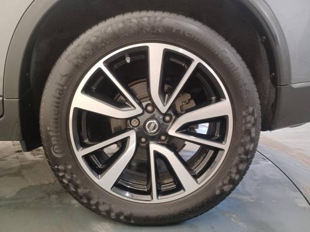 Nissan X-Trail image 2