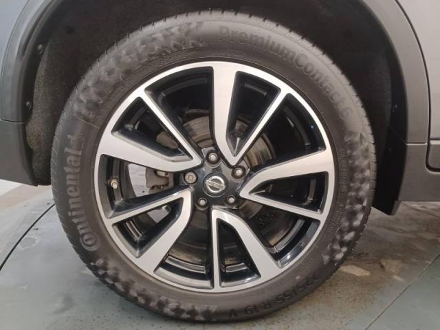 Nissan X-Trail image 1