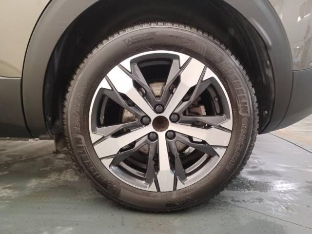 Peugeot 3008 image 1