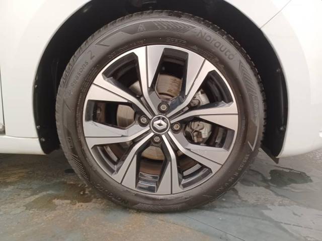 Renault Clio image 9