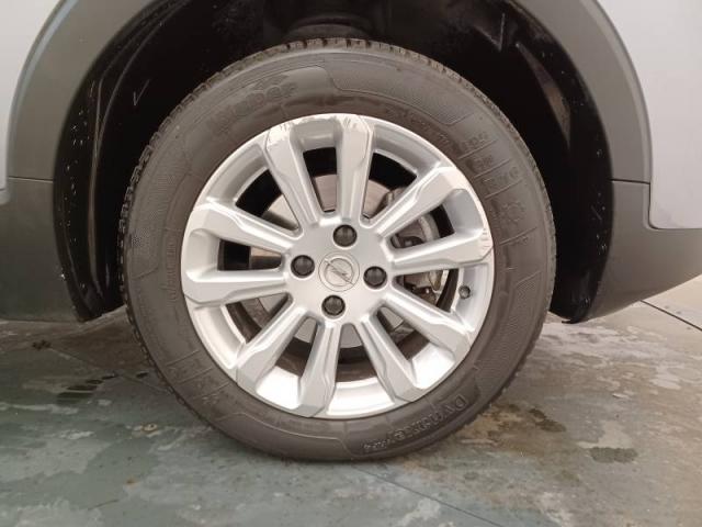 Opel Crossland image 2