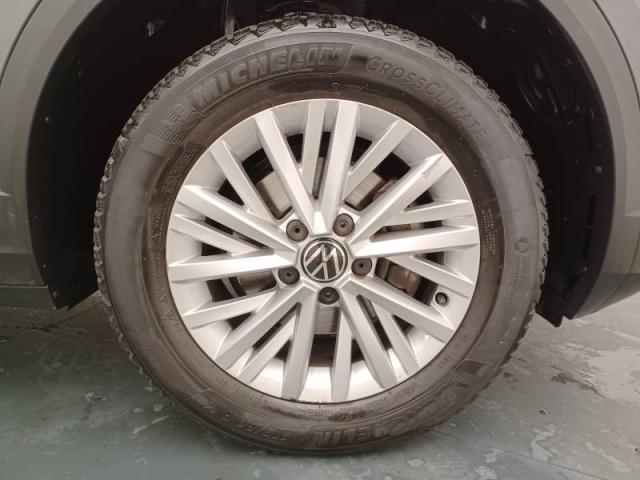 Volkswagen T-Roc image 8