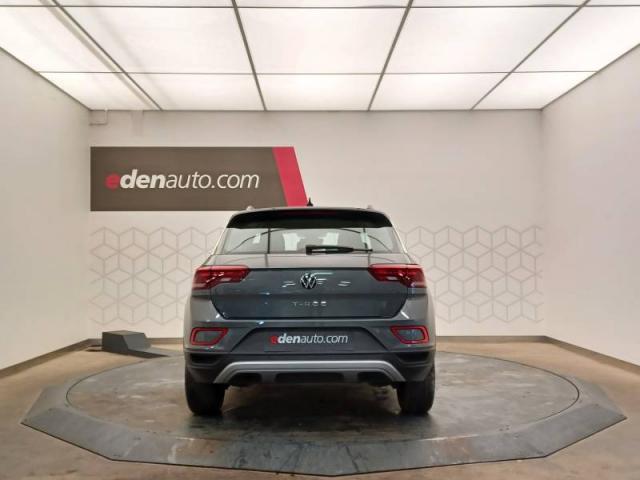 Volkswagen T-Roc image 2