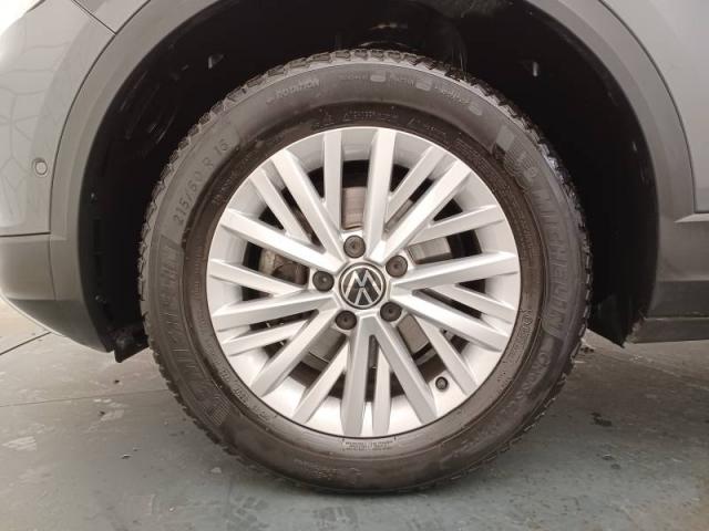 Volkswagen T-Roc image 3