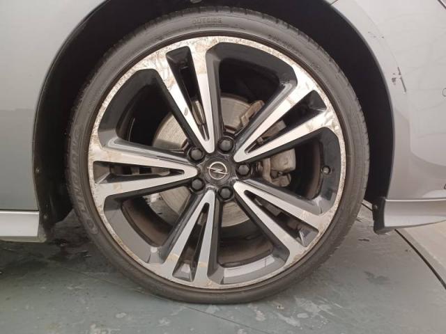 Opel Insignia image 1