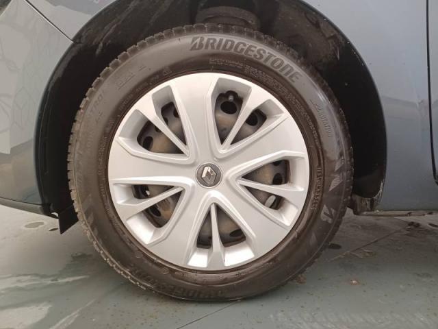 Renault Clio image 9