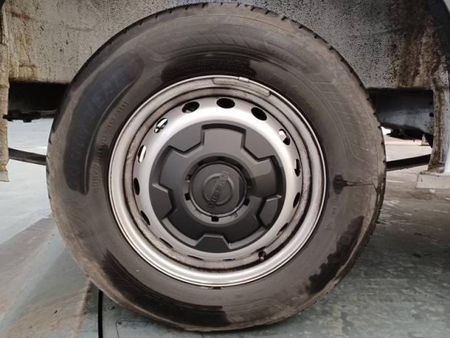 Nissan Interstar image 9