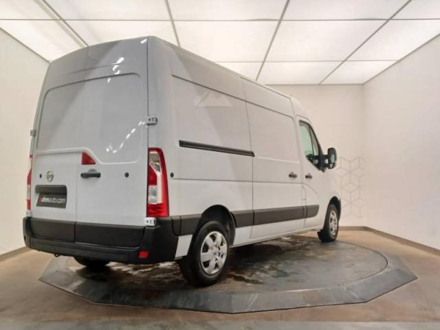 Nissan Nv400 image 6