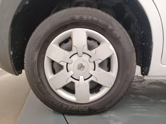 Nissan Nv400 image 9