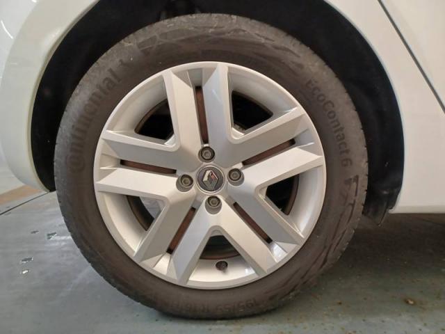 Renault Clio image 6