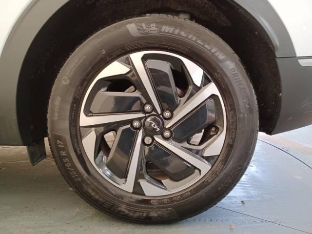 Kia Sportage image 2