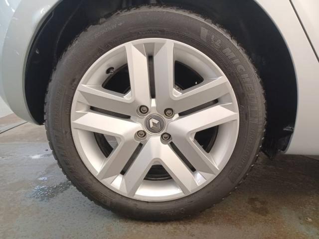 Renault Clio image 9