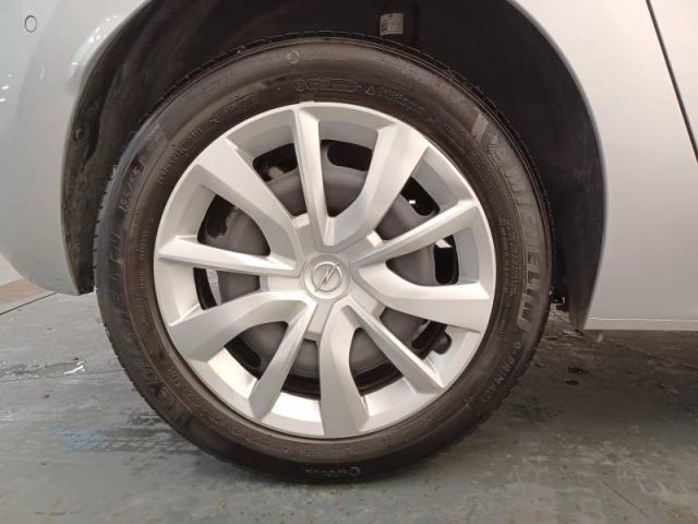 Opel Corsa image 8