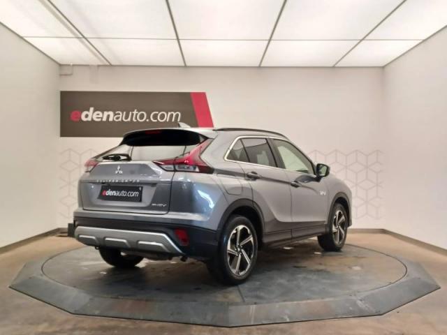 Mitsubishi Eclipse Cross image 3