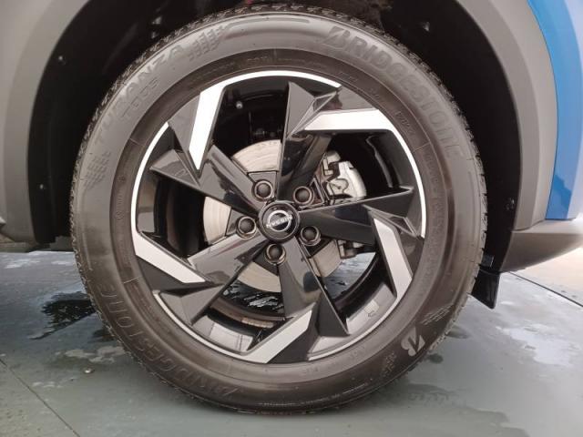 Nissan Juke image 4