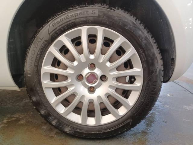 Fiat Grande Punto image 6