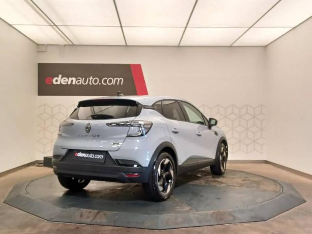 Renault Captur image 2